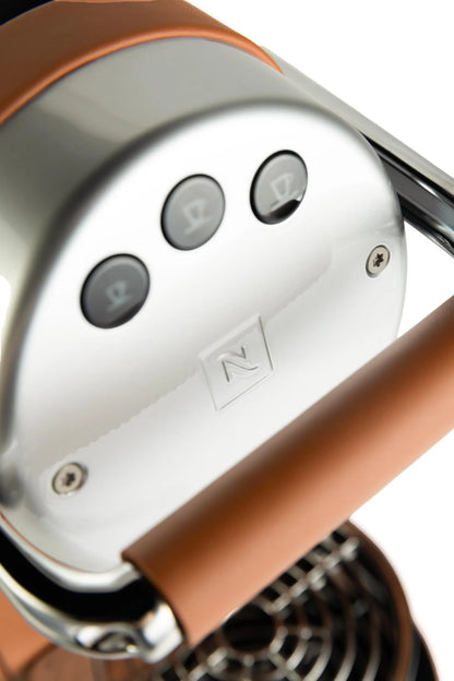 ماكينة قهوة بغطاء جلدي خاص