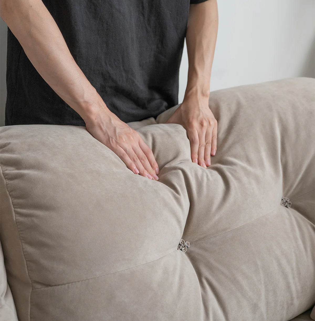 أريكة بنجامين القابلة للتمديد